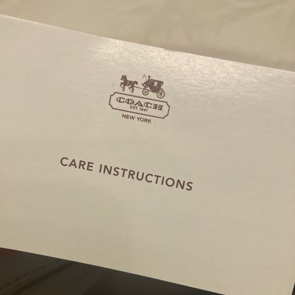 Coach purse - Picture 3 of 3